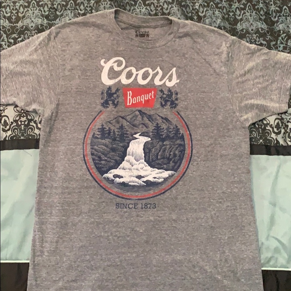 Men’s T-shirt Size Medium